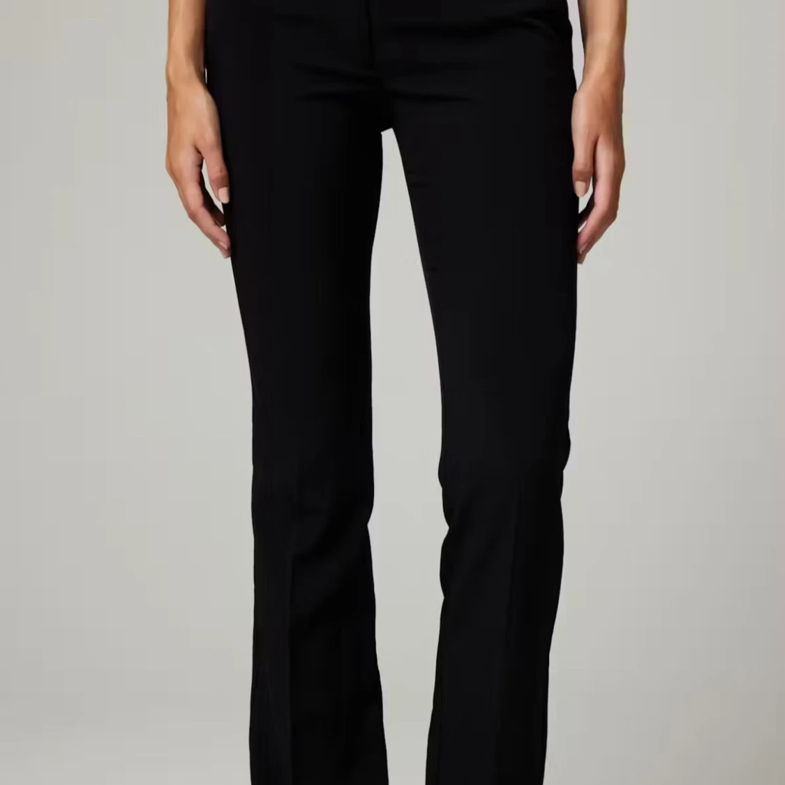 Lågmidjade kostymbyxor 