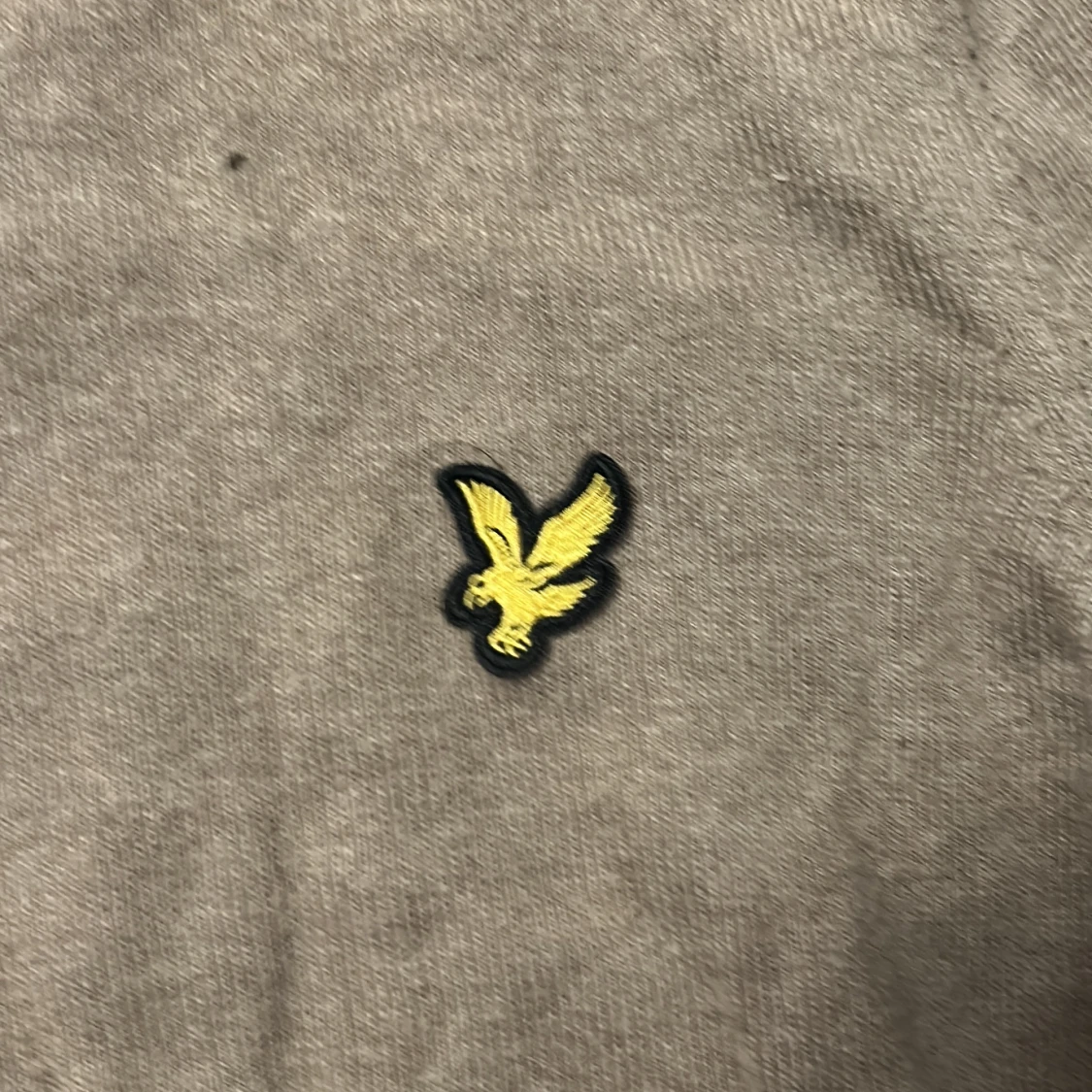 Beige stickad tröja från Lyle & Scott - 1