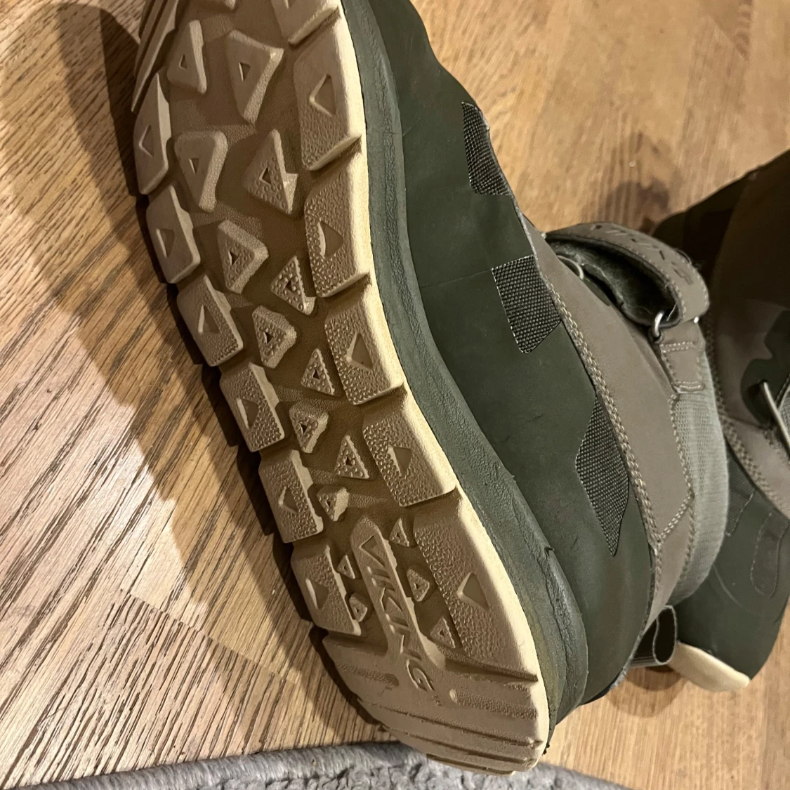 Gröna kängor från Viking - 2