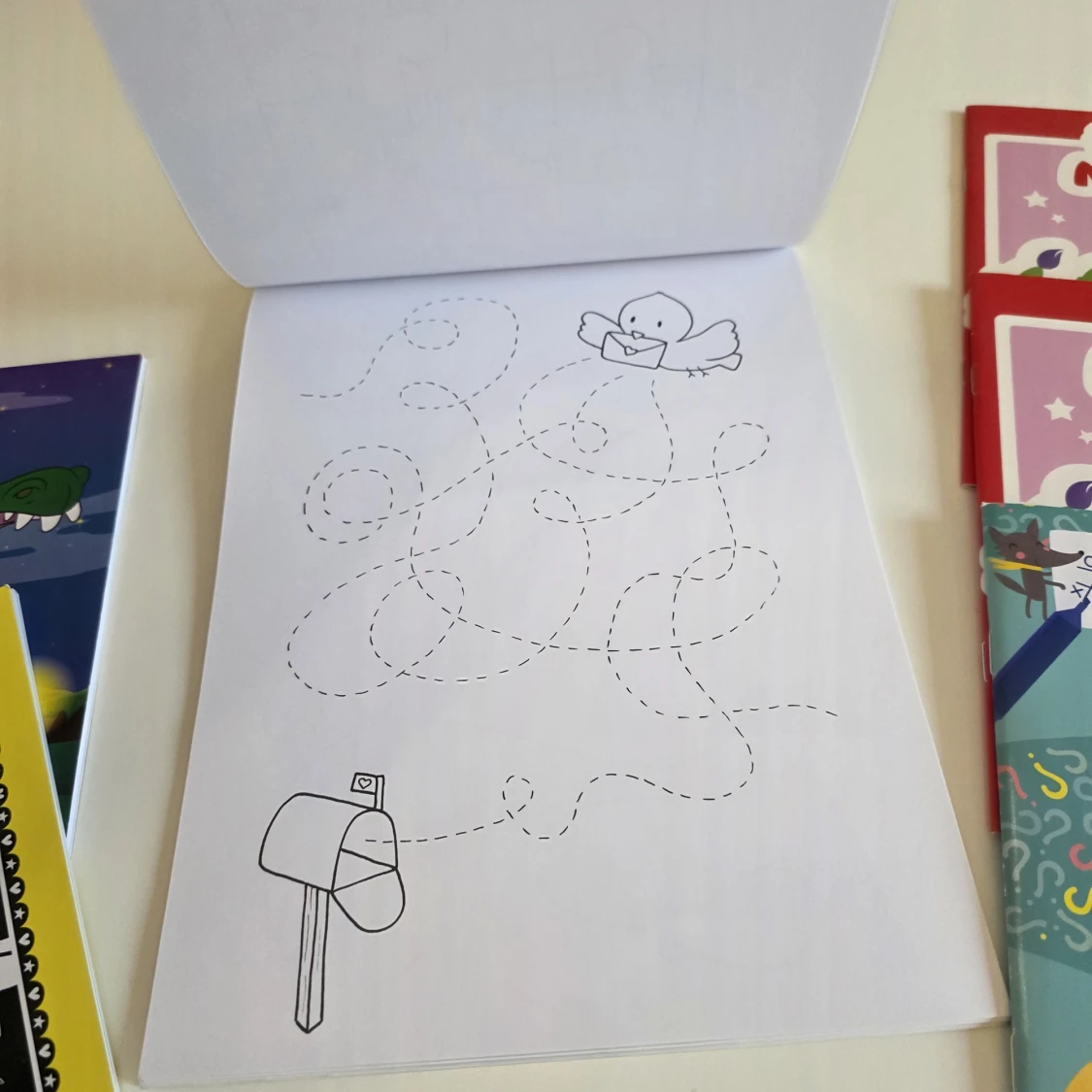 Aktivitetsböcker - 4