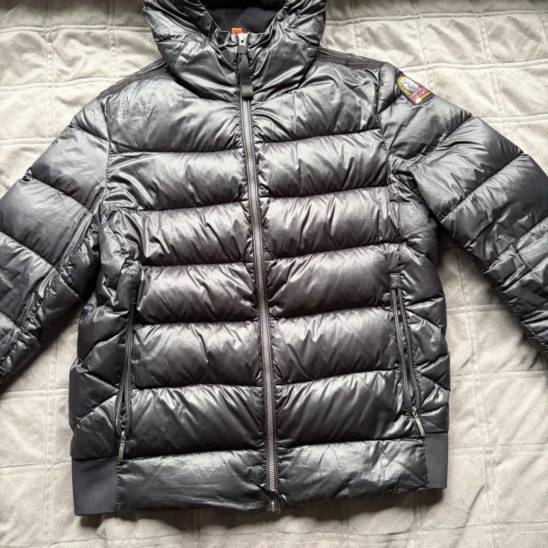 Svart dunjacka från Parajumpers