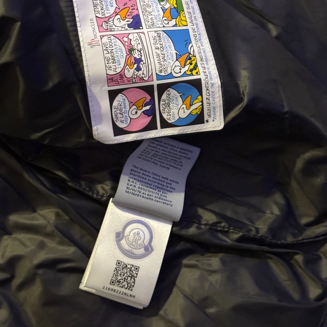 Svart pufferjacka från Moncler - 2