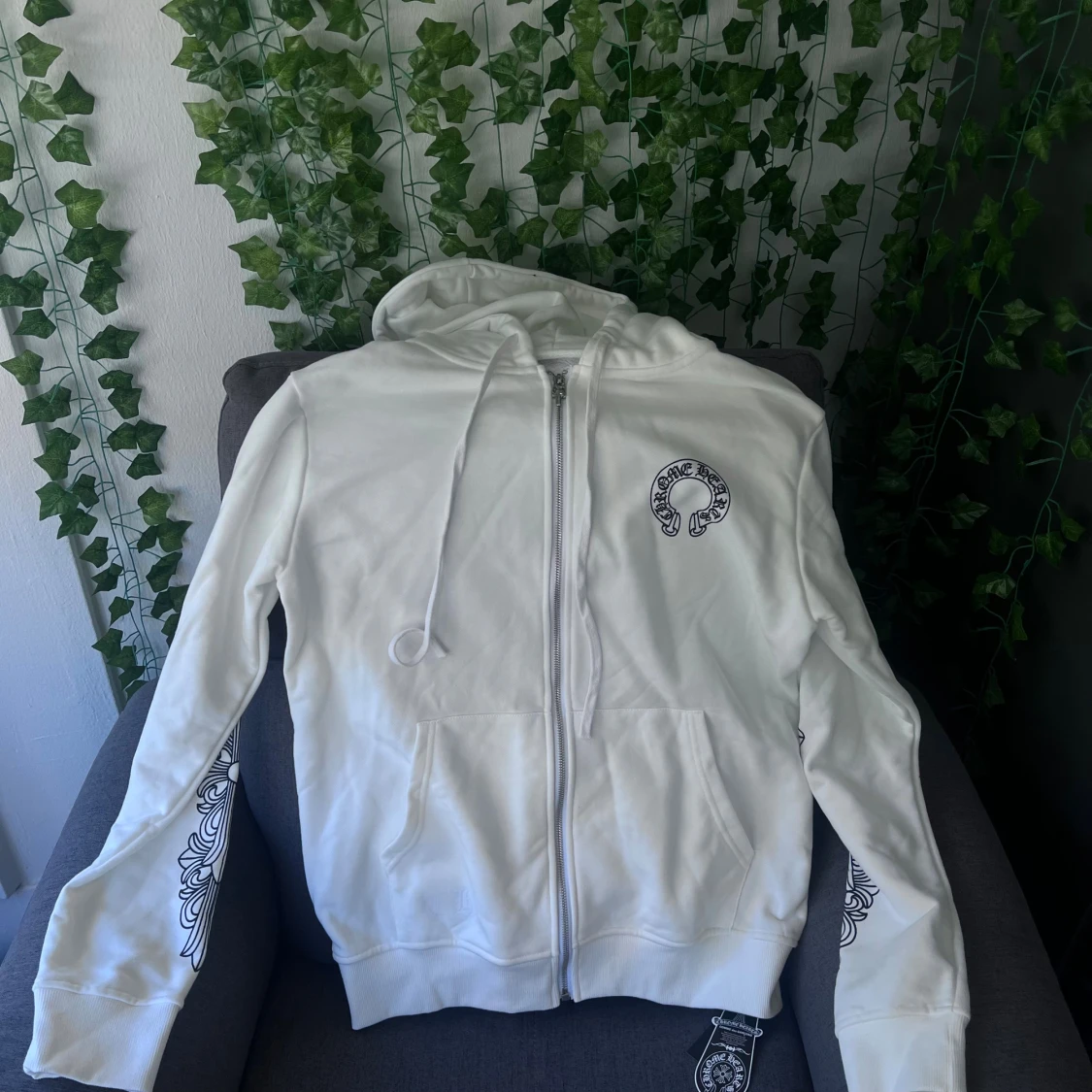 Vit hoodie från Chrome Hearts