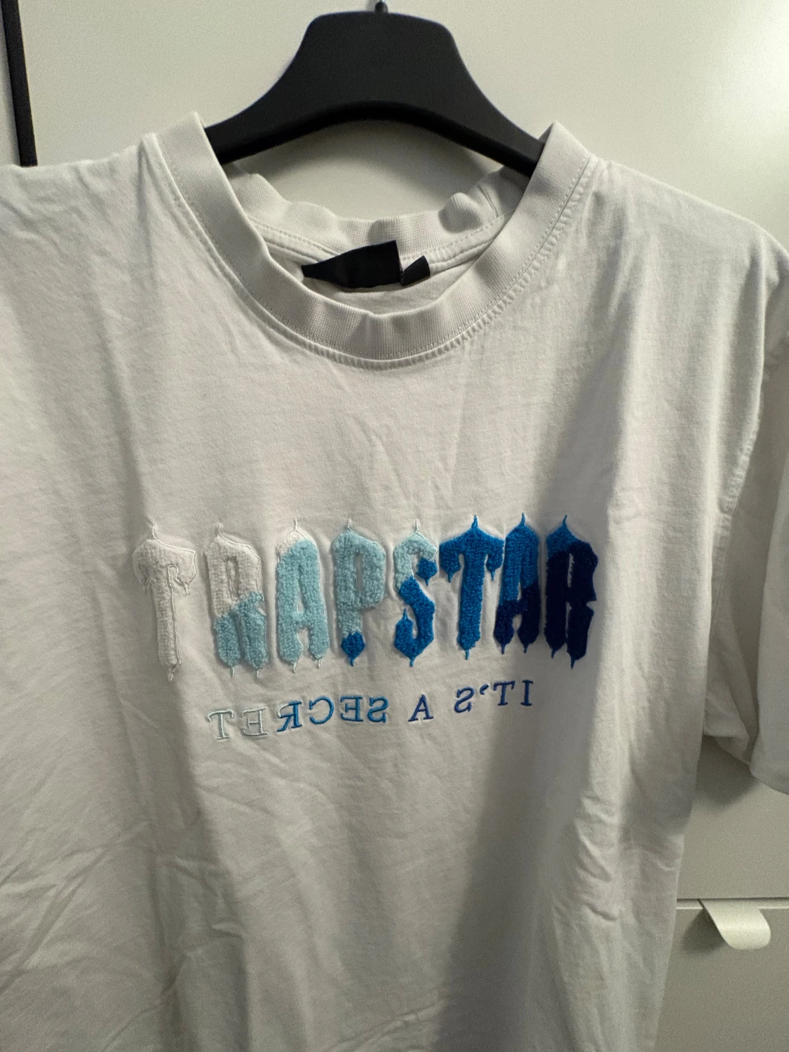 Trapstar t-shirt med blått  - 3