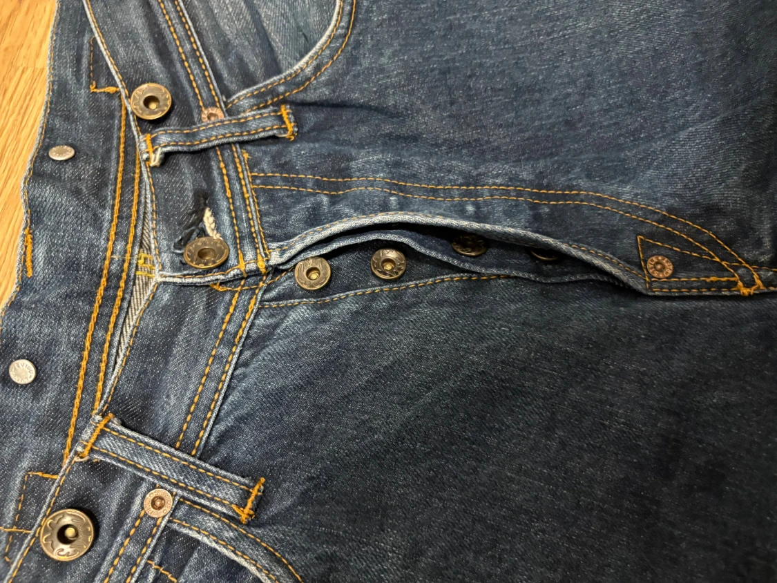 Evisu jeans, storlek 32 - 4