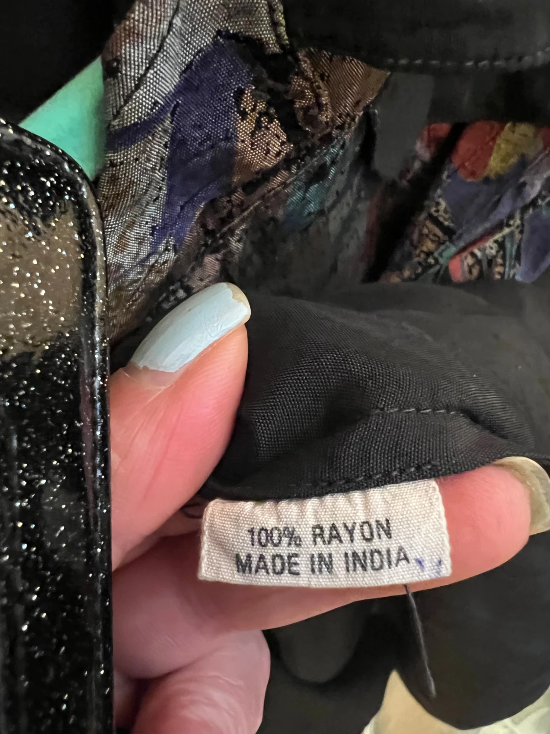 Mönstrad blus med knappar storlek S/M - 92