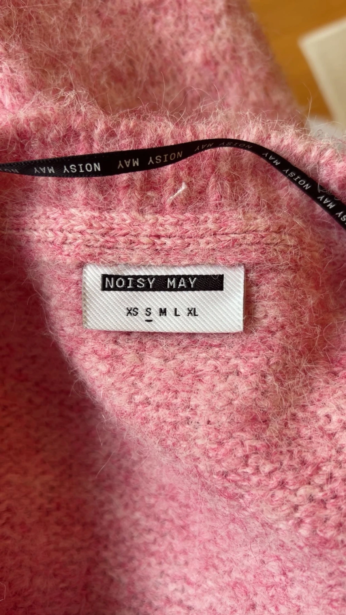 Rosa stickad tröja från Noisy May - 1