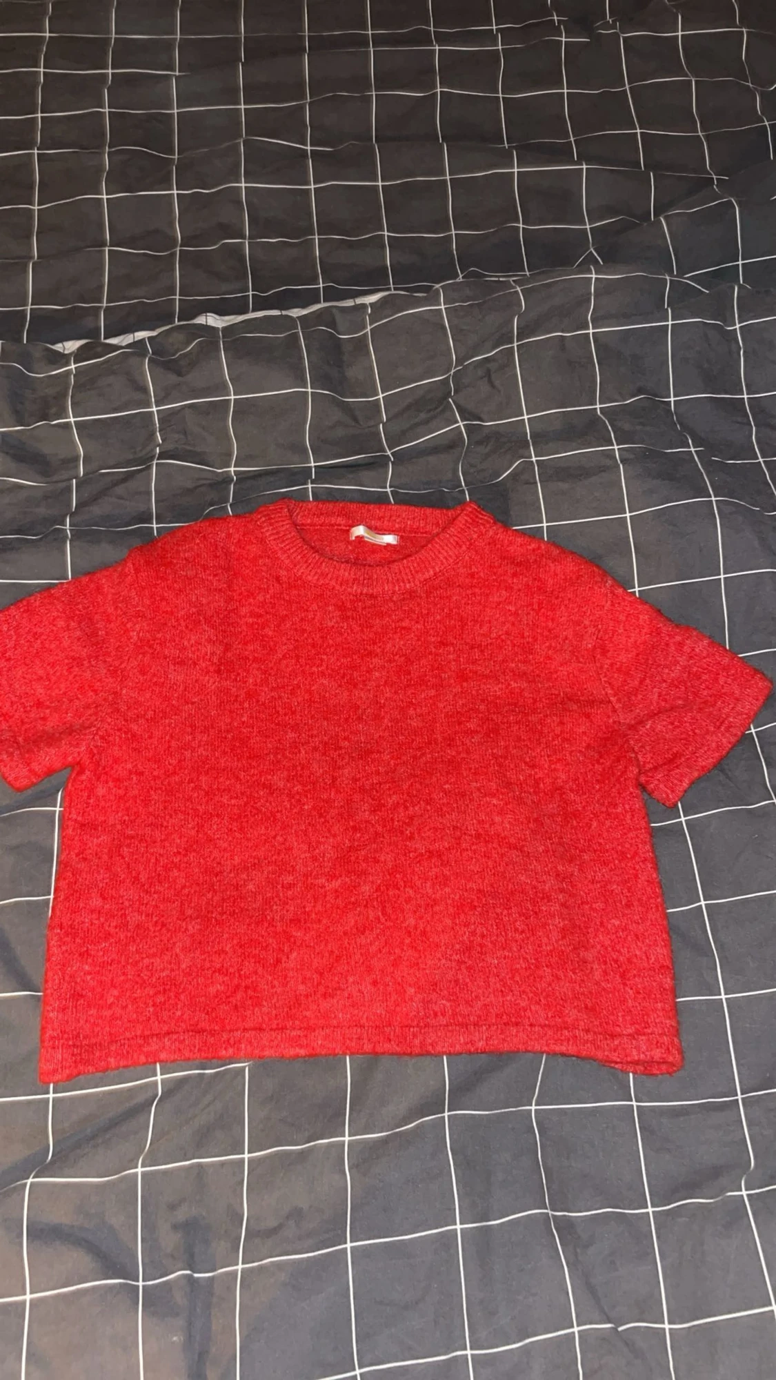 Röd croppad stickad topp passar S