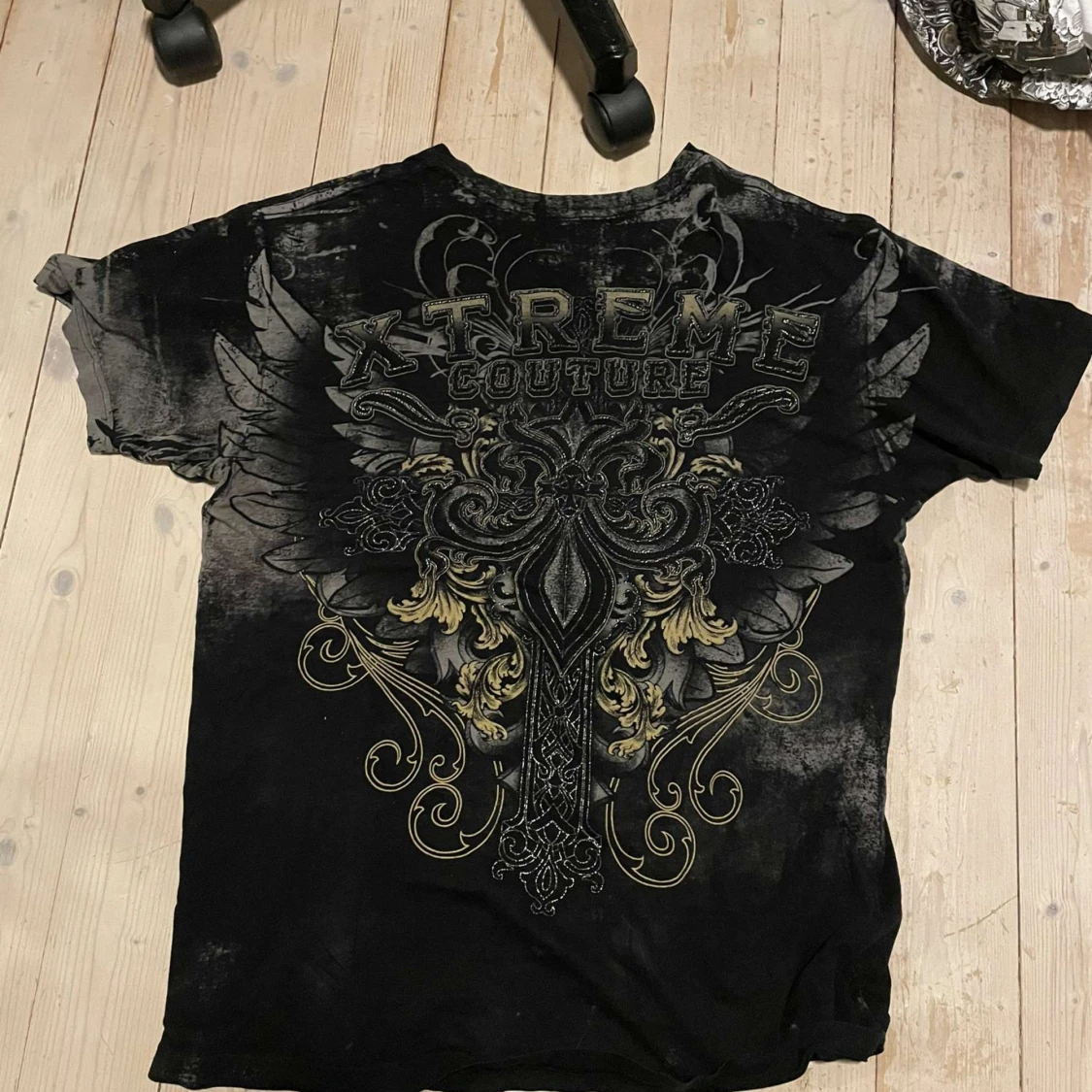 Xtreme couture tshirt - 2