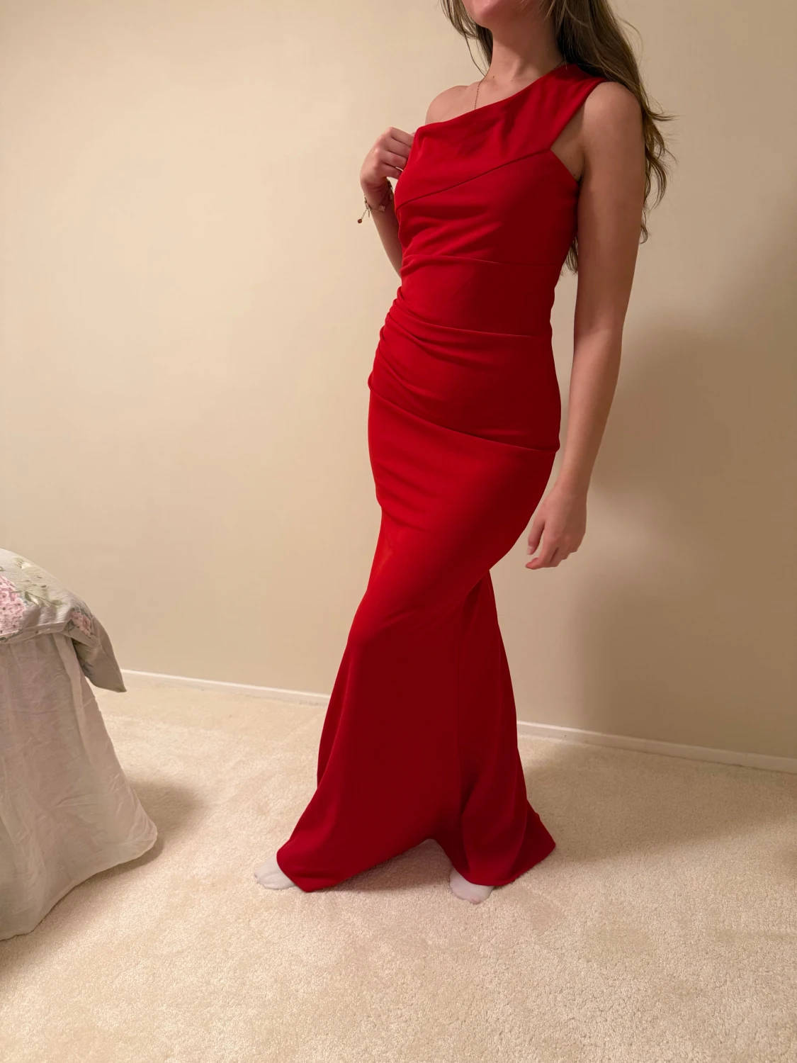 Röd lång one shoulder klänning - 3
