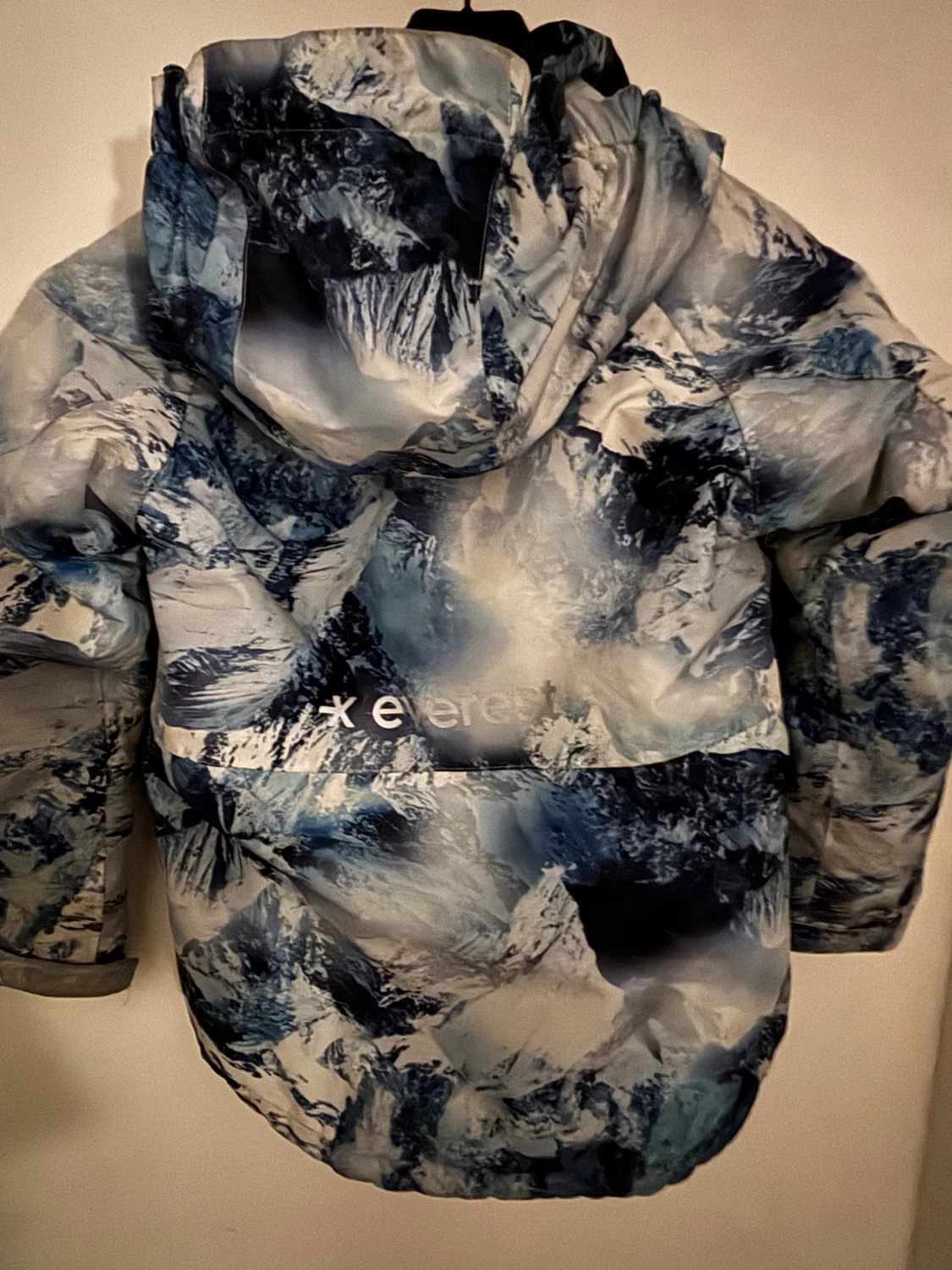 Blåvit pufferjacka från Everest - 1