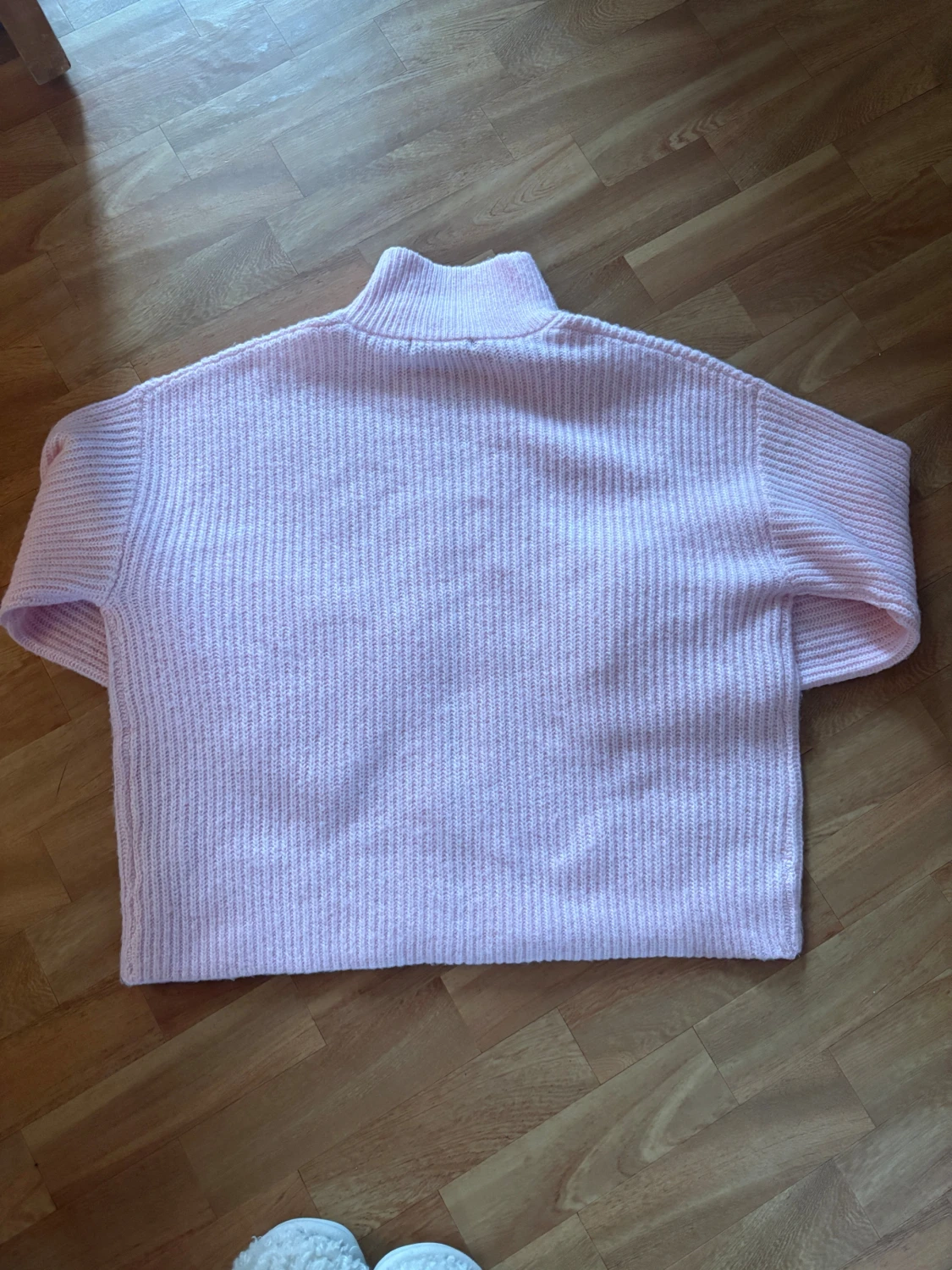 Ljusrosa stickad kofta från 157 - 2