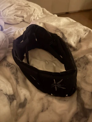 Bannband F30 Suatc - Säljer min pannband för 500kr ” konståkning ”