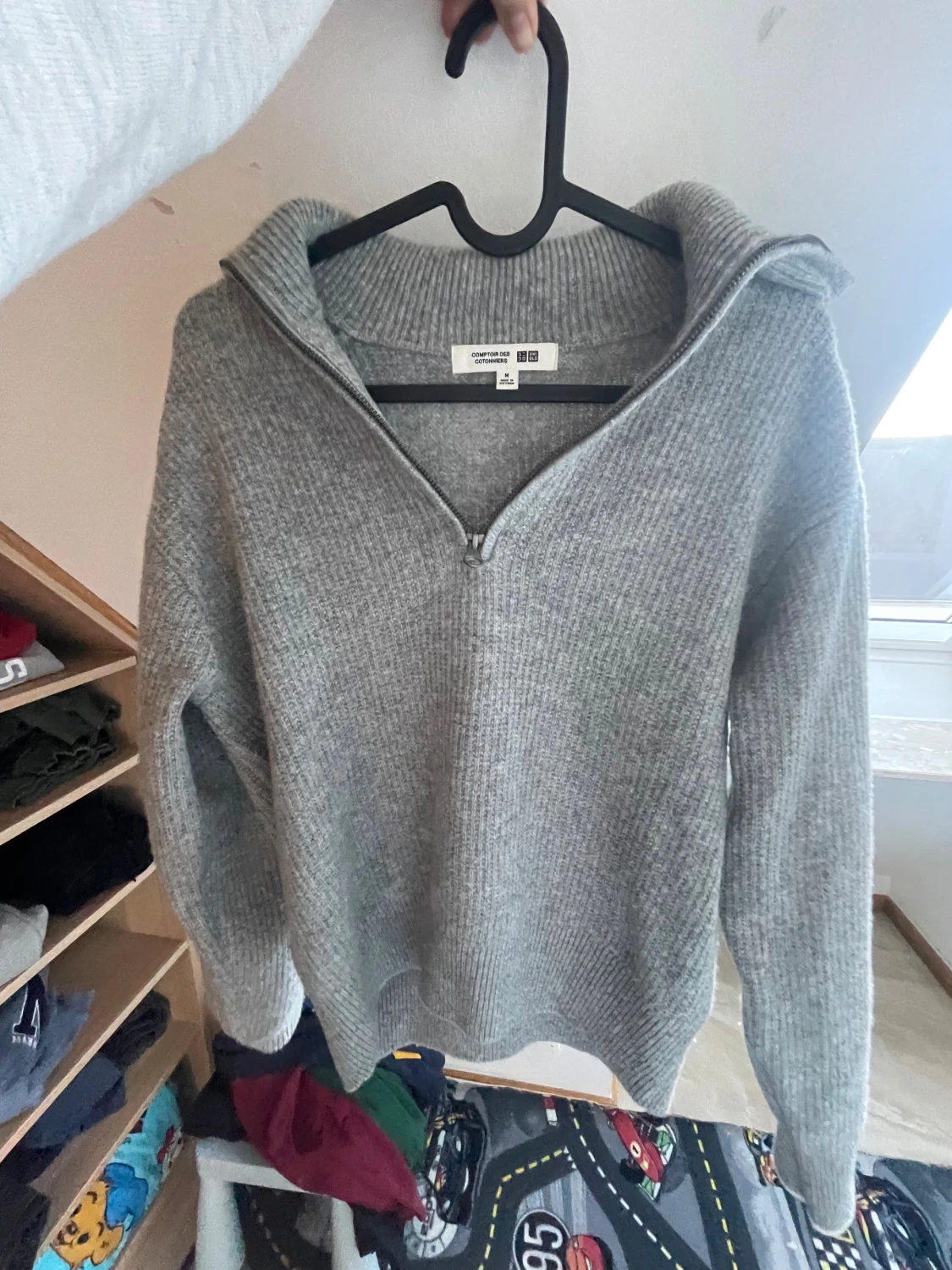 Grå stickad half zip tröja 