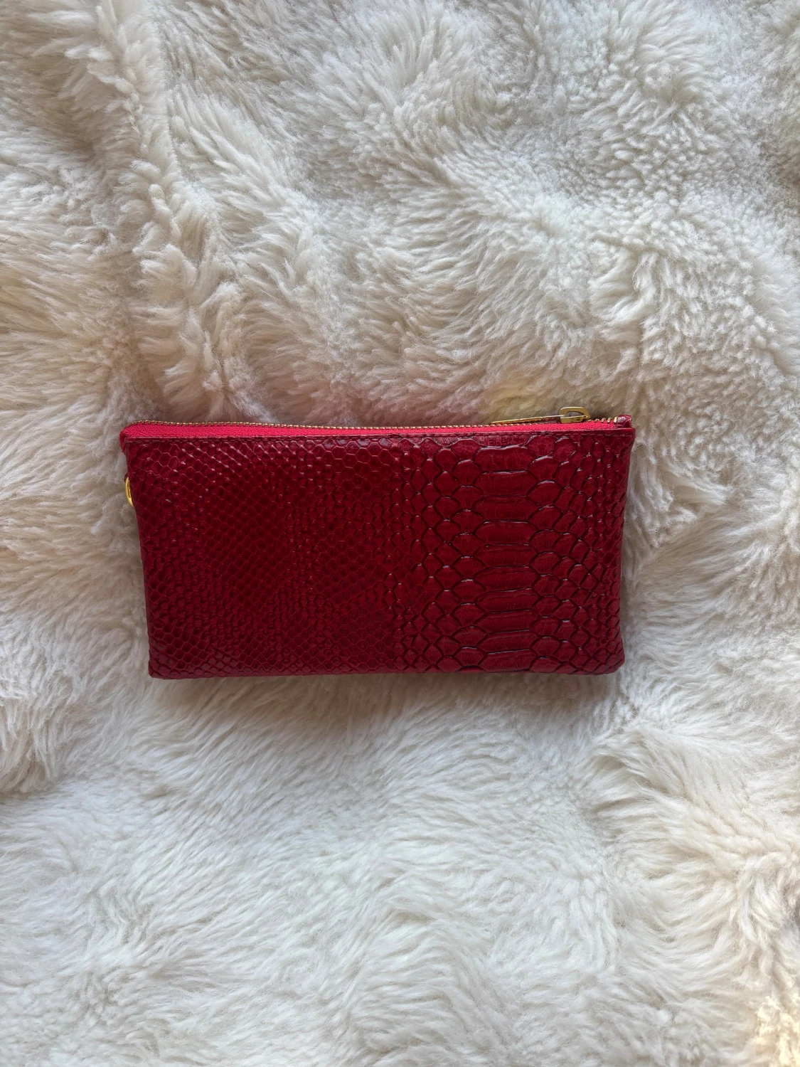 Röd plånbok Michael Kors med reptilmönster - 1