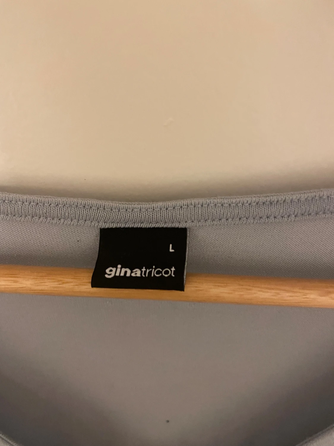 Ljusblå långärmad omlottopp med knyt - 6