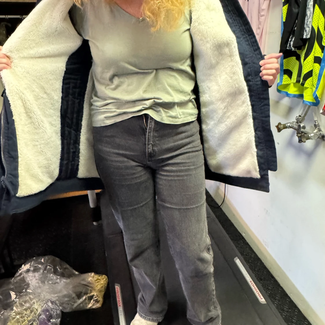 Mörkblå parkajacka från Hollister M - 4