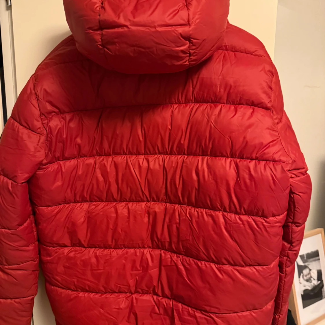 Röd pufferjacka från Barbour M