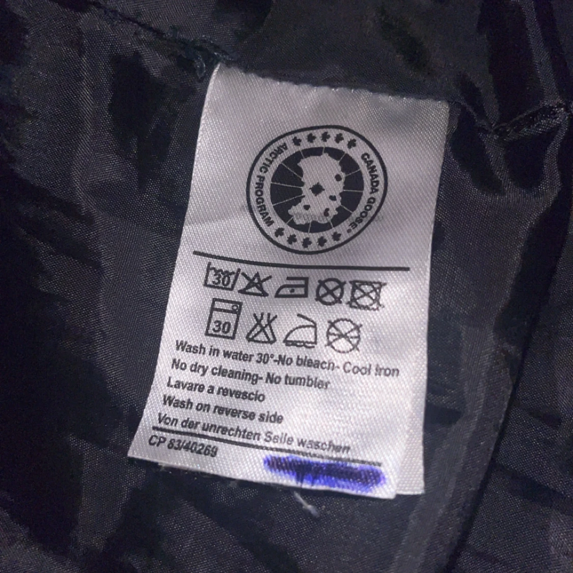 Svart dunväst från Canada Goose  - 4