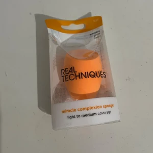 Real techniques svamp  - Real techniques svamp, helt nytt skick 