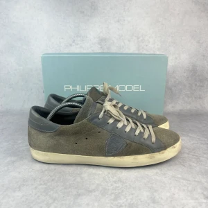 Philippe Model Prsx sneaker - – Condition: 8,5/10  – What is included: Box  – Retail price: 3800 SEK
