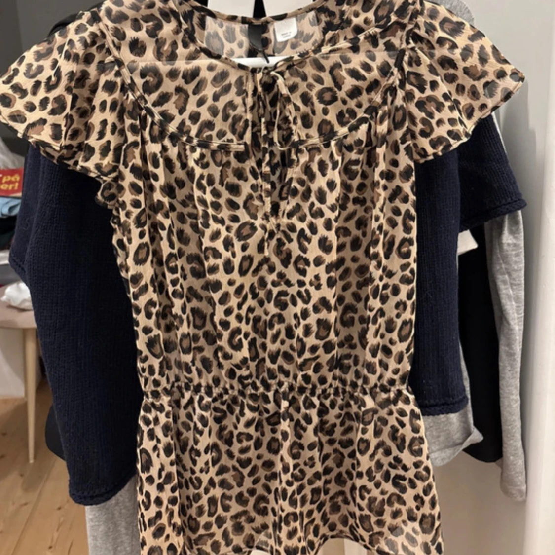 Leopardmönstrad blus - 1
