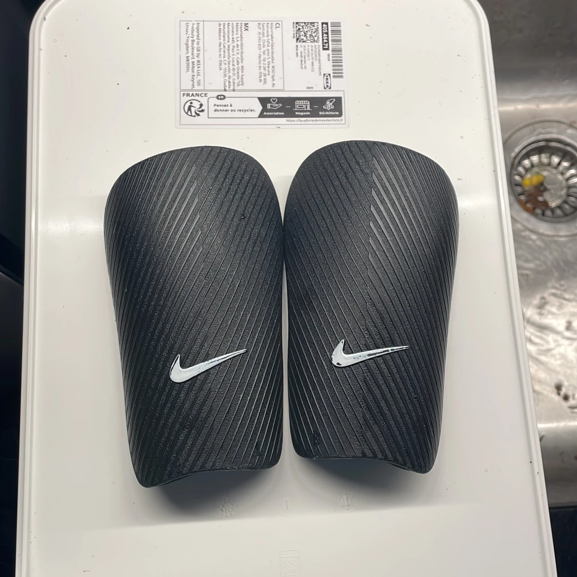 Nike J Guard benskydd XS svart