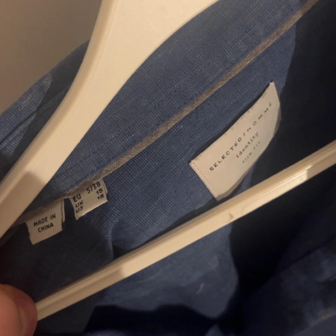 Blå linneskjorta från Selected Homme  - 3