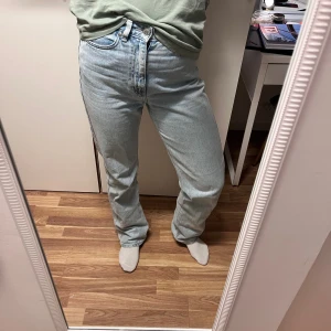 Ljusblå jeans - Jeans i fint skick