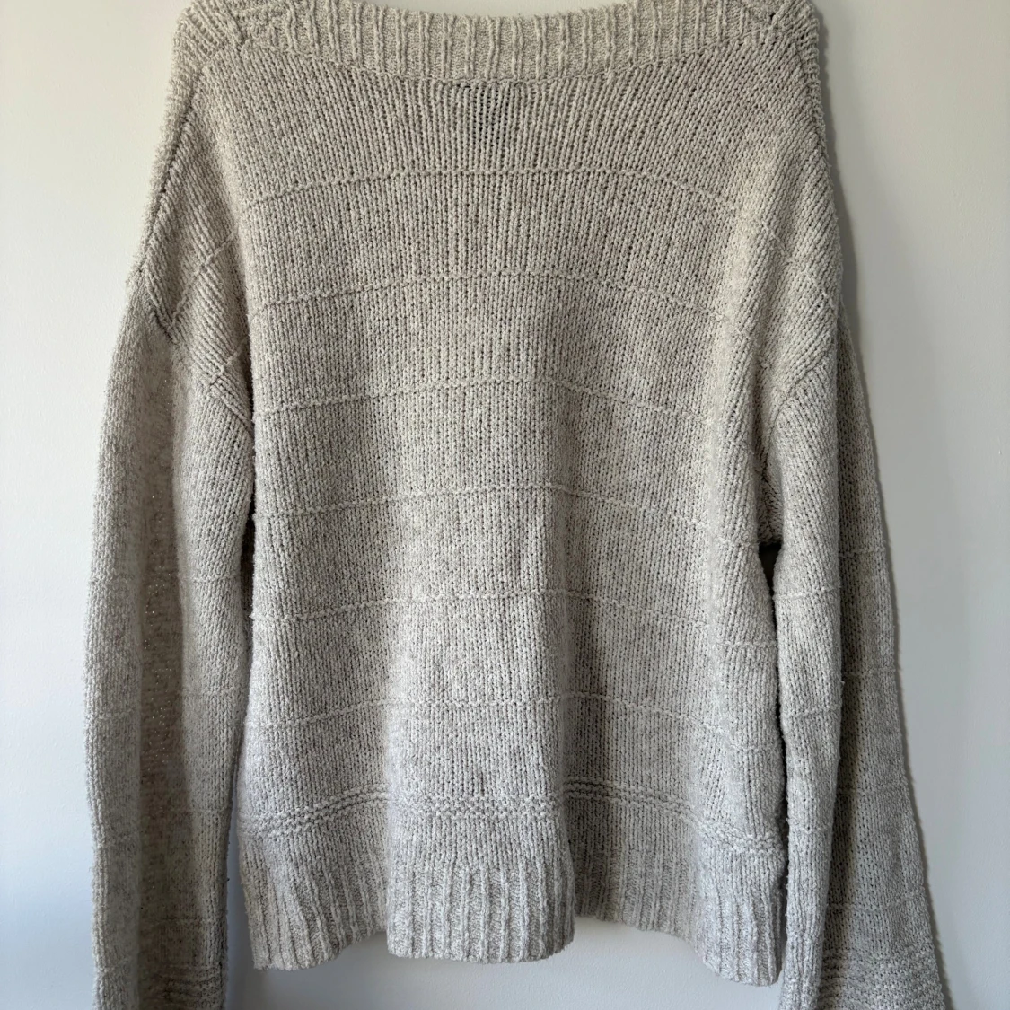 Beige stickad tröja från Lindex - 2