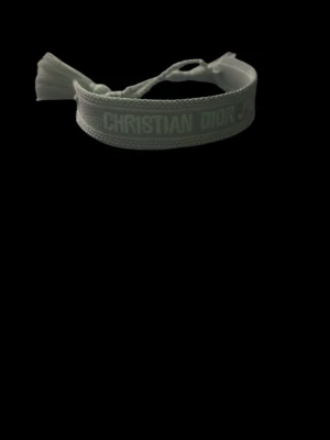 Dior armband - Säljer ett dior armband
