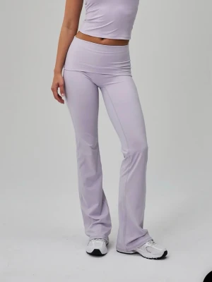 Neaty Fold Over Flare Pants - Lilac Mist - Säljer dessa så snygga yoga pants från exercere i stolek Xs💖🥰😇😇🤭