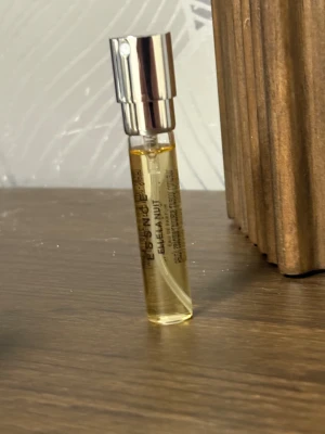 Elle la nuit 8ml - Oanvänd 8 ml