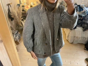 Rutig kappa - SÅÅ snygg i ull