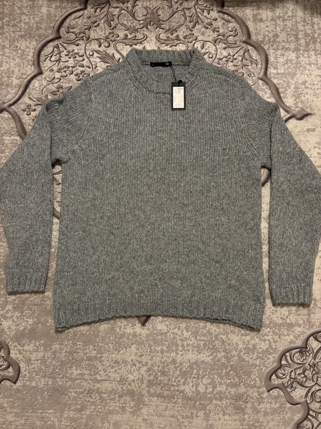Grå stickad tröja från 157 - 1