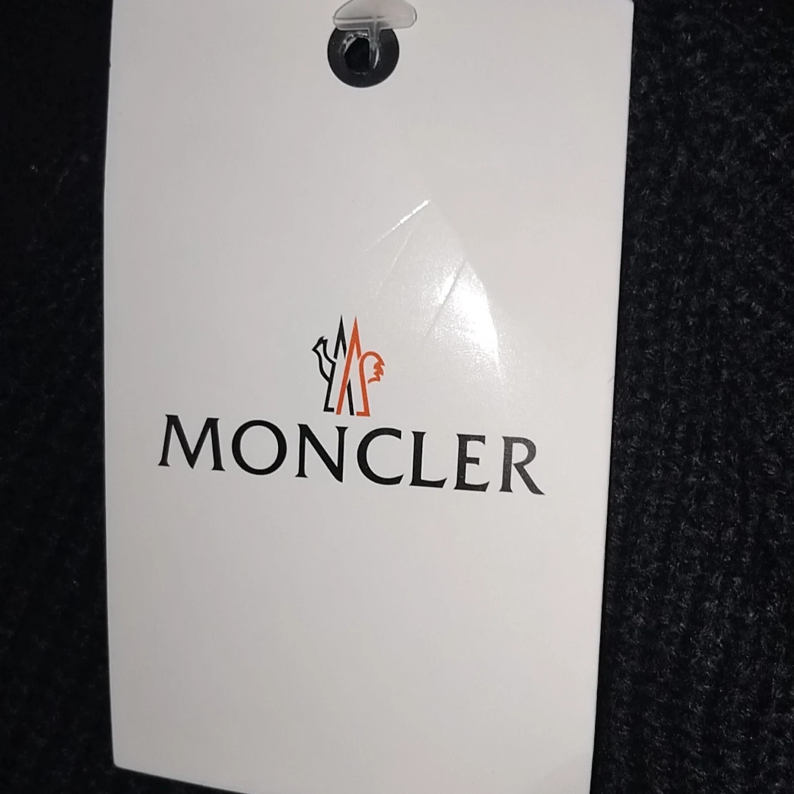 Moncler mössa - 3