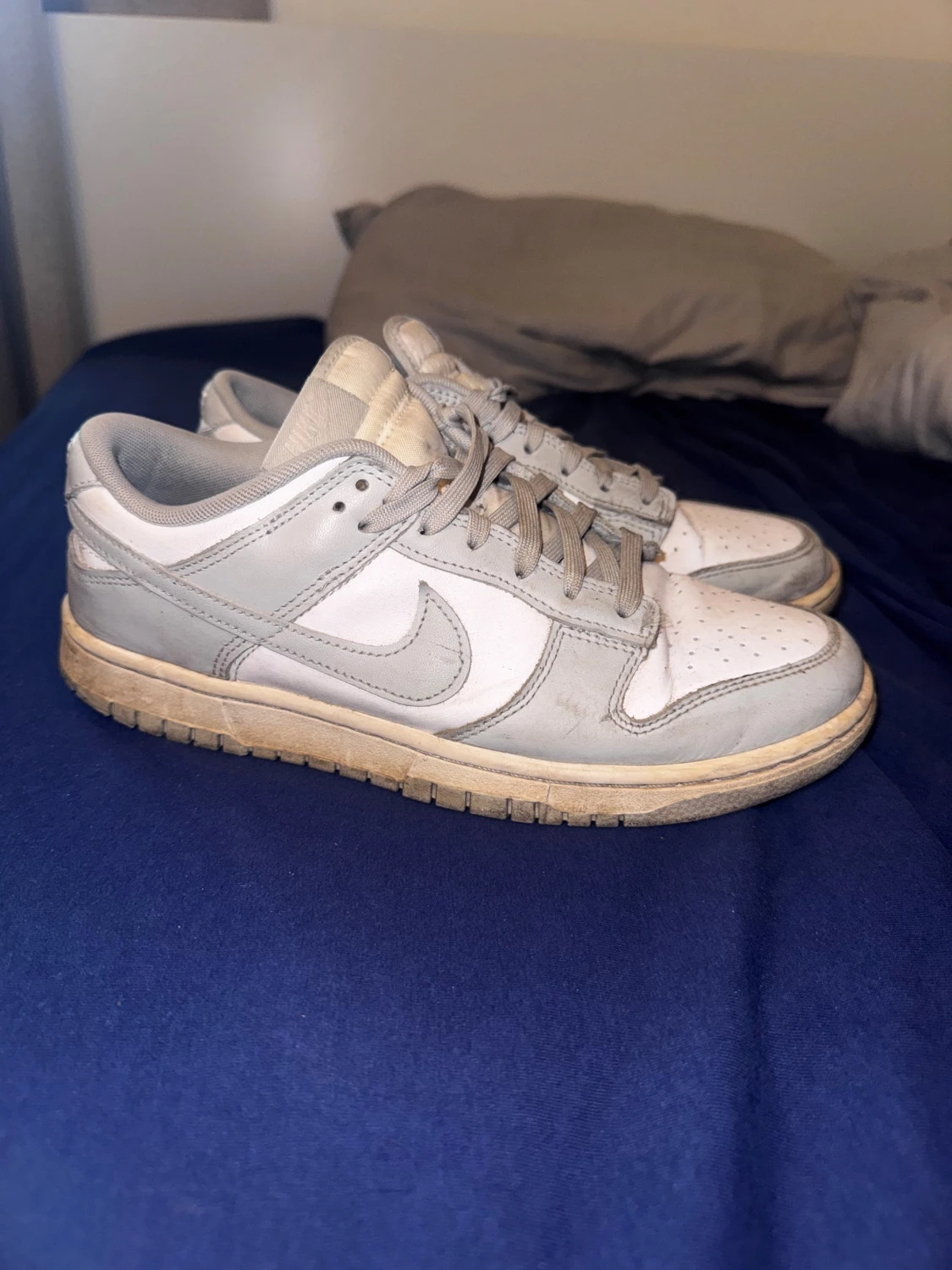 Nike dunk low gråa storlek 42 - 2