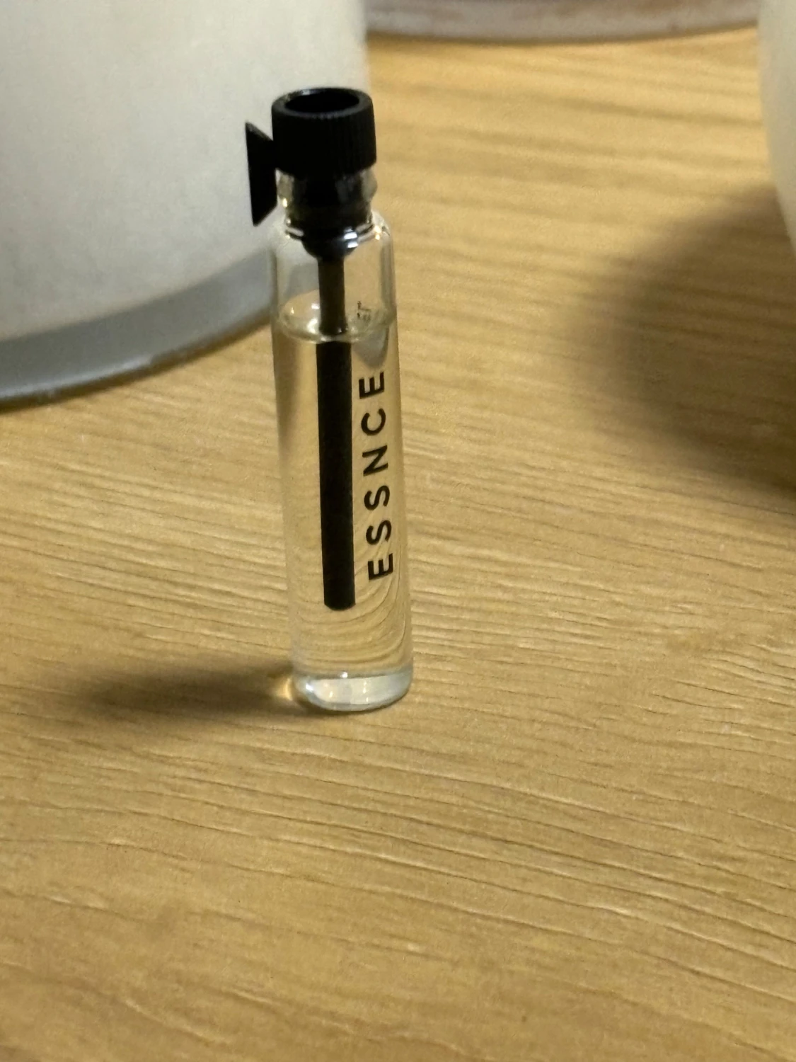 Essnce Eau de Caramel provflaska - 1