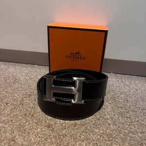 Bälte  - Storlek 115 (svart)