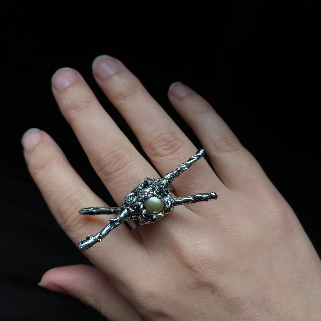 Statementring i silver med pärla - 4