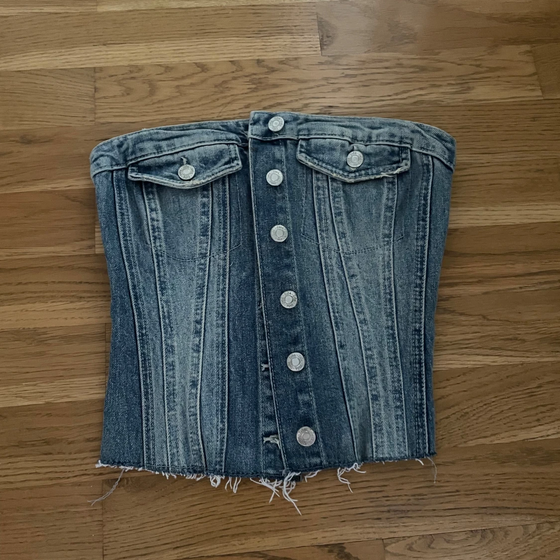 Denim korsett med knappar från zara