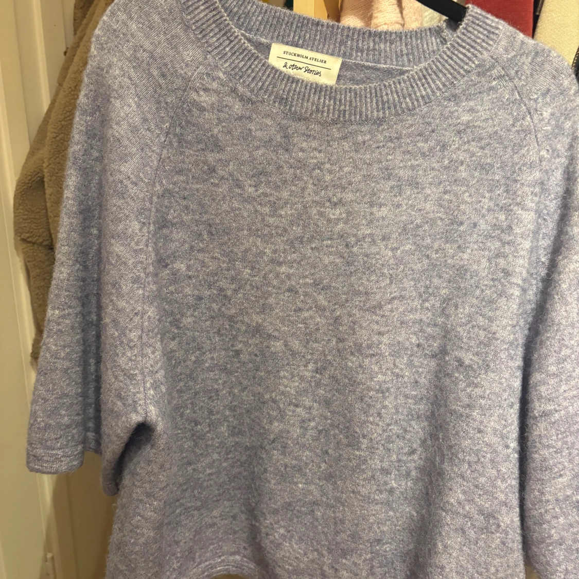 Ljuslila stickad tröja & Other Stories