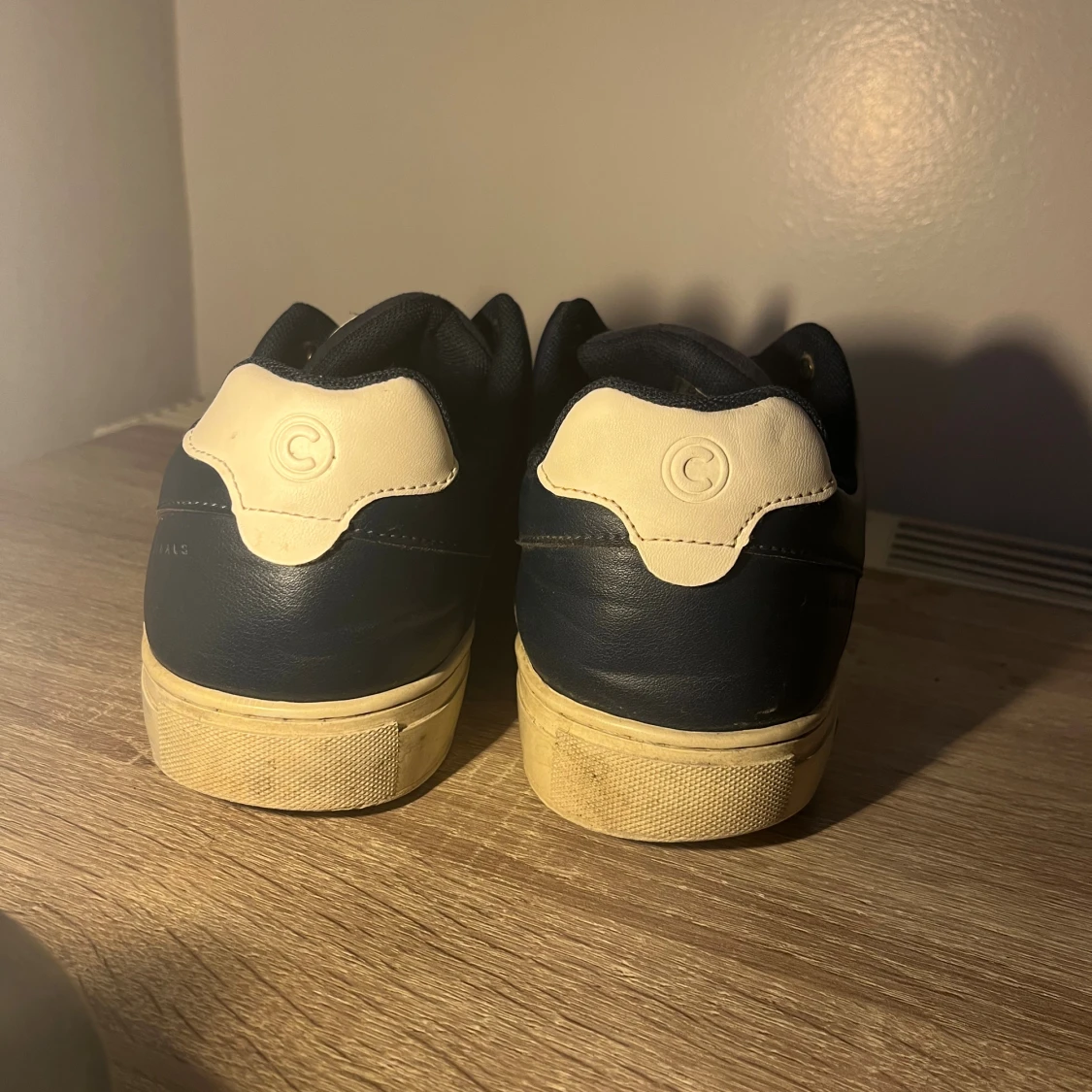 Mörkblå sneakers från Colmar, strl 43 - 1