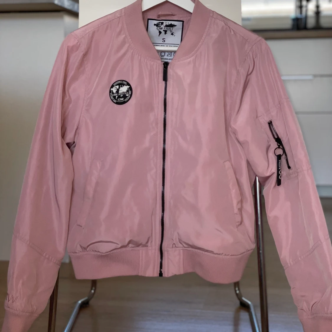 Icaniwill dusty pink bomber jacka - 90
