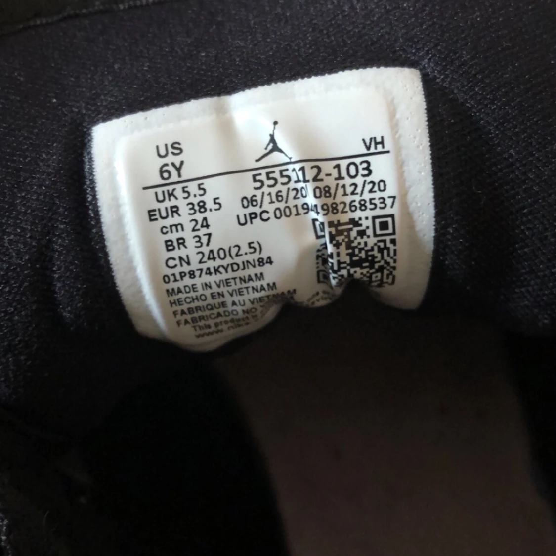 nike jordans mid???? - 91