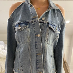 Jeansjacka 💙 - Jeansjacka från NA-KD 💙