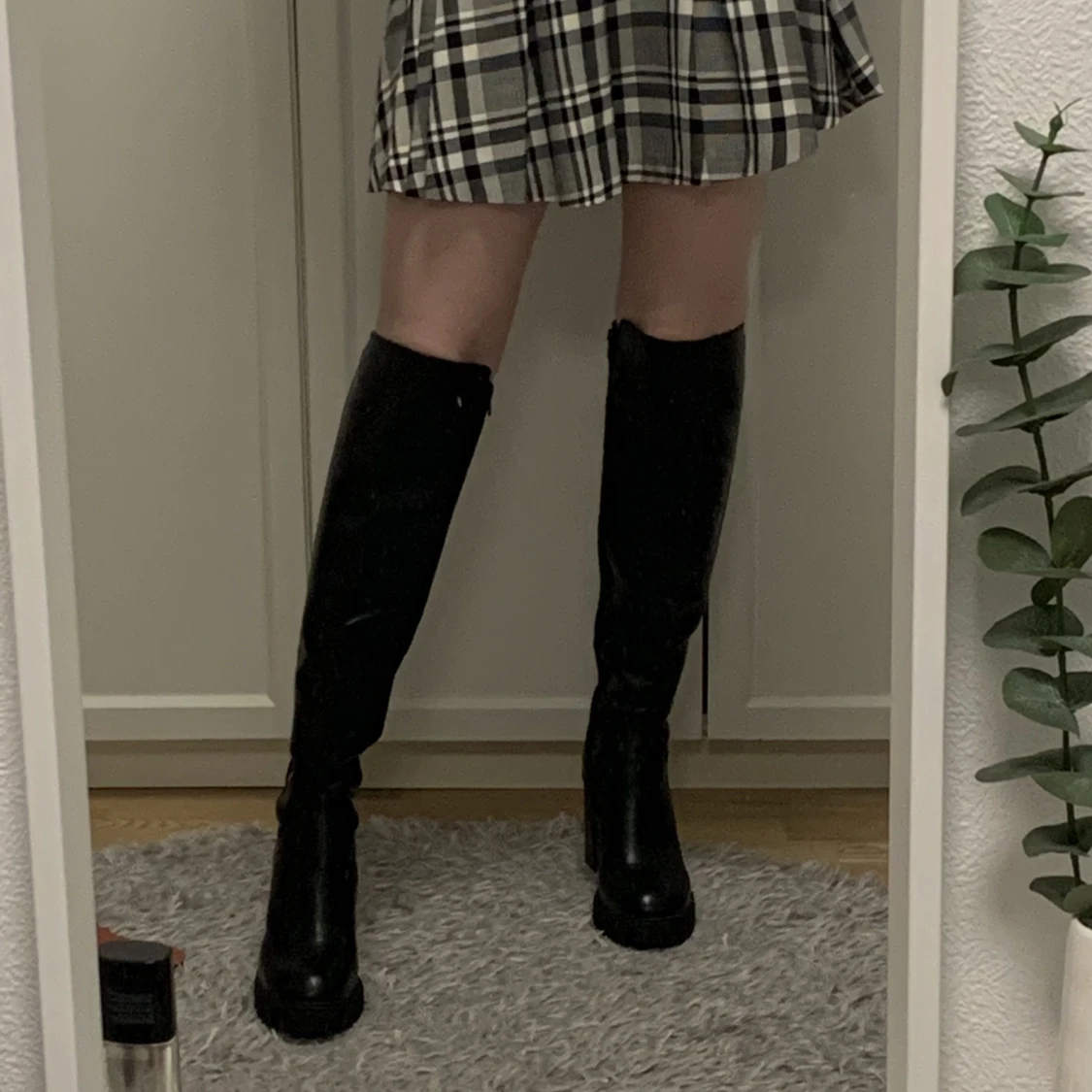 Knee High Boots - 91