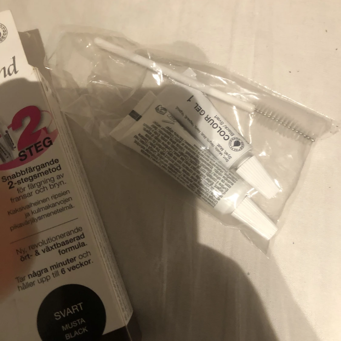 Ögonbryn färg  - 90