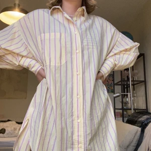 Skjorta - Perfekt oversized skjorta! Hör av er vid frågor😊