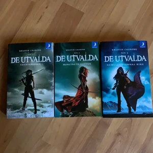 De utvalda - Serien De utvalda, perfekt fantasy för barn/tonåringar. 50 plus frakt för alla och 20 för en. Kan mötas i Borås och ibland Göteborg, fråga. Säljer fler böcker.